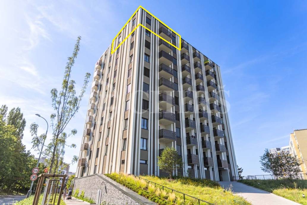Pronájem bytu 3+kk s balkonem, sklepem a garážovým stáním, OV, 101m2, ul. Mukařovského 3121/4, Praha 5 - Stodůlky