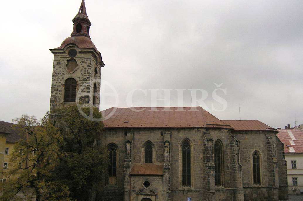 Prodej historického nájemního domu se 6 byty, zahradou, 453 m2, Náměstí Svobody 15, Jičín