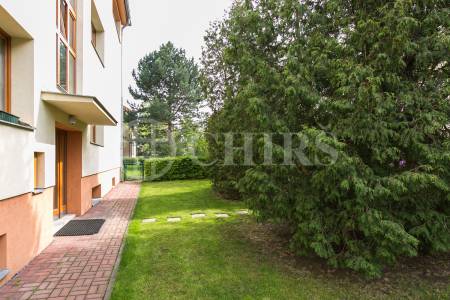 Pronájem bytu 4+kk, OV, 108m2, ul.  Čínská 717/13, Praha 6 - Bubeneč