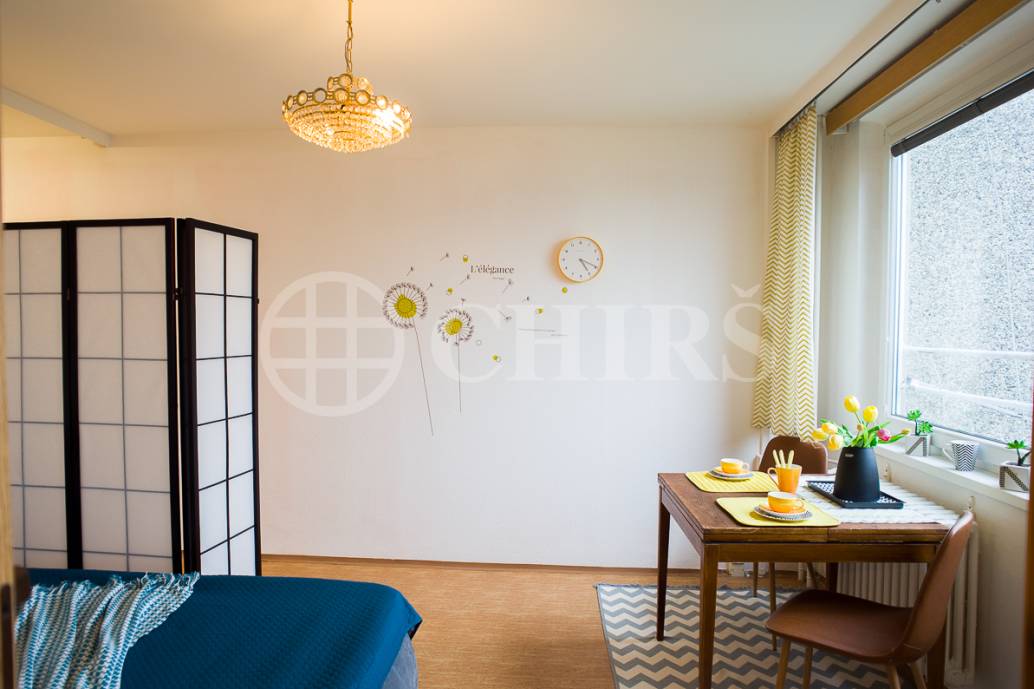 Prodej bytu 2+kk, 35,80 m2, OV, Laudova 1385/31, Praha 6