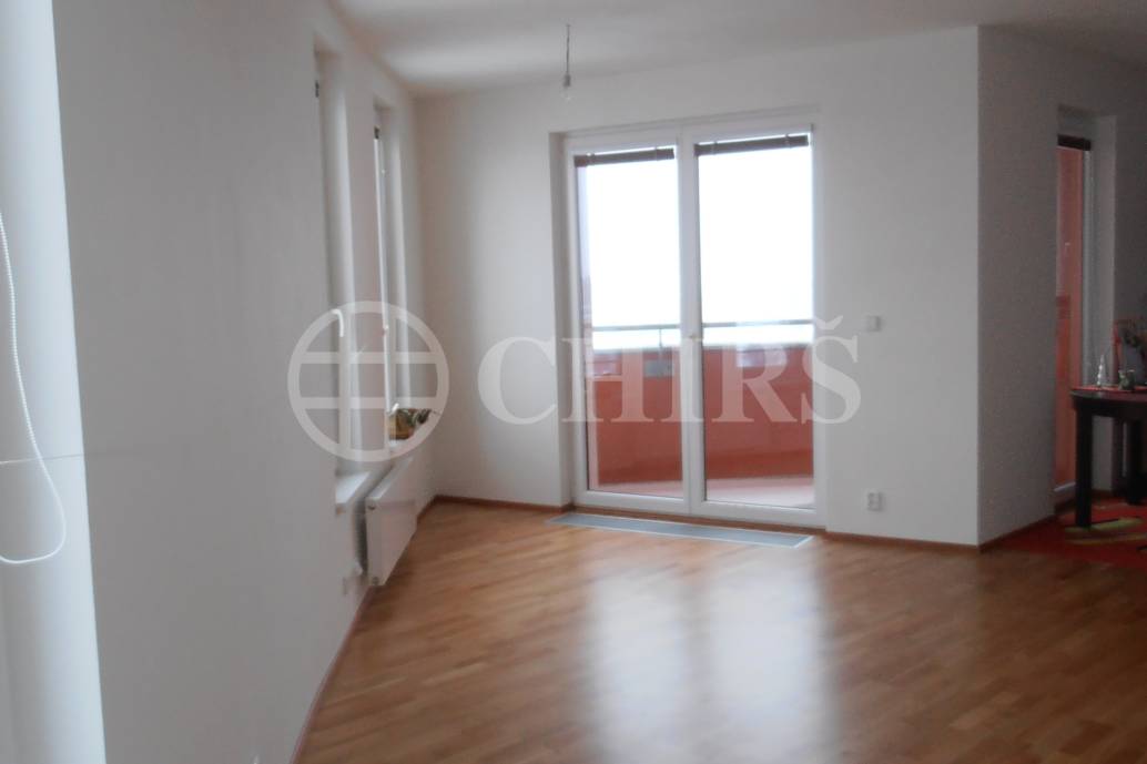 Prodej bytu 3kk/L/garáž, 92m2, OV, ul. Tlumačovská 2766/26a, Praha 13
