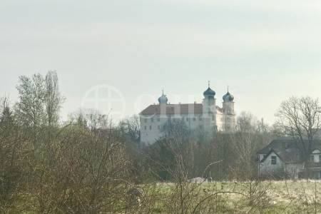 Prodej stavební parcely 1.479 m2 v Mníšku pod Brdy