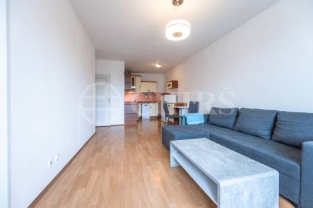 Pronájem bytu 2+kk, OV, 51m2,Hnězdenská 767/2a, Praha-8 Troja  