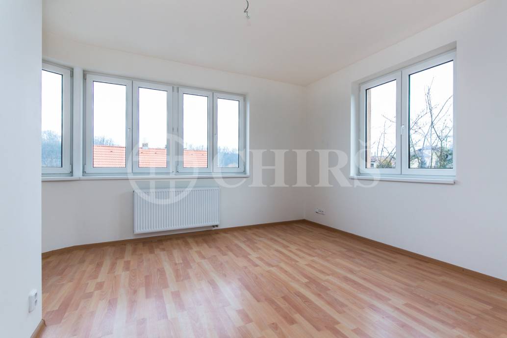 Prodej RD 6+kk se zahradou, 250 m2, ul. Jakubovská 766/278, Praha 9 - Hostavice