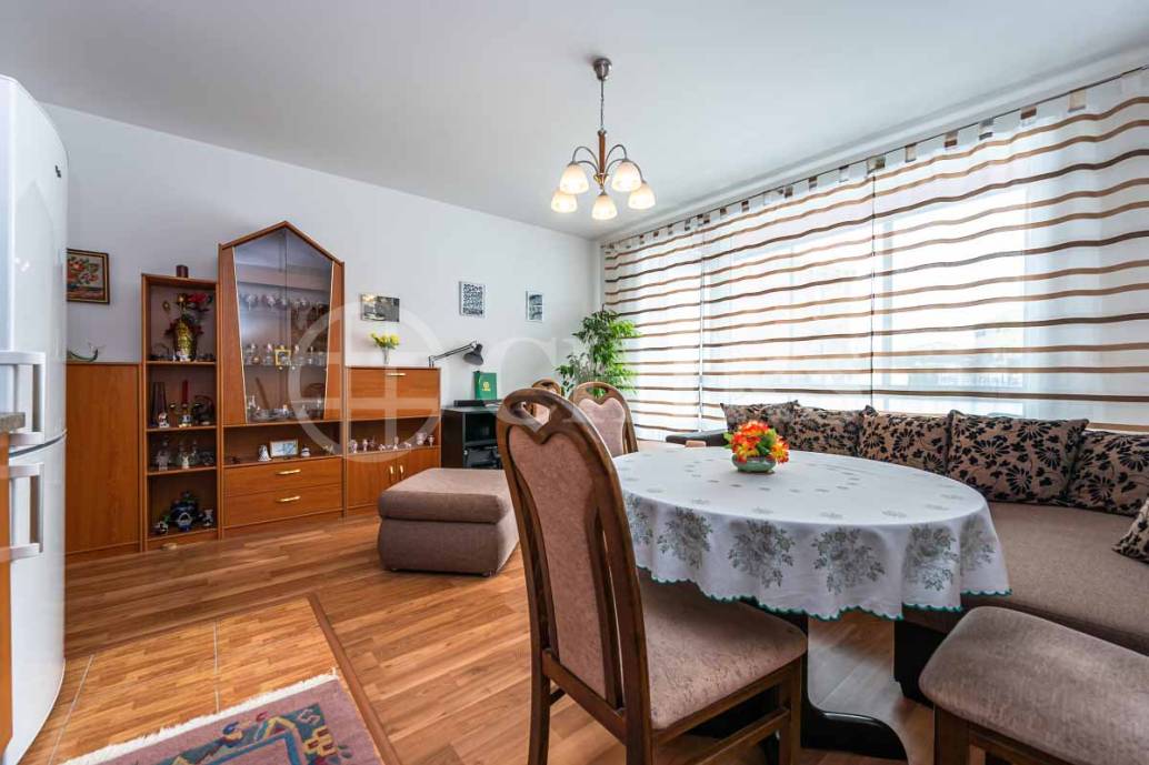 Prodej bytu 1+kk s lodžií, OV, 31m2, ul. Rudolfa Holeky 634/1, Praha - Černý Most