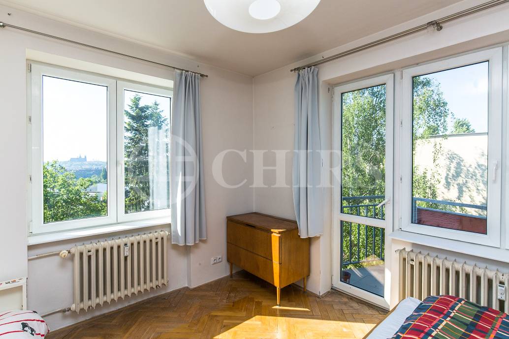 Pronájem bytu 2+kk s balkonem, DV, 50m2, ul. Na Míčánce 1857/17, Praha 6 - Hanspaulka