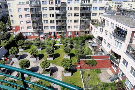 Pronájem bytu 3+kk/Lodžie, 78 m2 ul.Voskovcova 1130/26, Praha 5 - Hlubočepy
