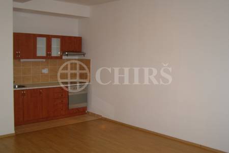 Prodej bytu 1+kk, OV, 41m2, ul.Komenského, Šestajovice