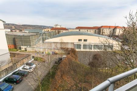 Pronájem dvou bytů 2+kk s lodžií a garážovým stáním v jednom domě, OV, 64m2, ul. Heinemannova 2698/11, Praha 6 - Dejvice