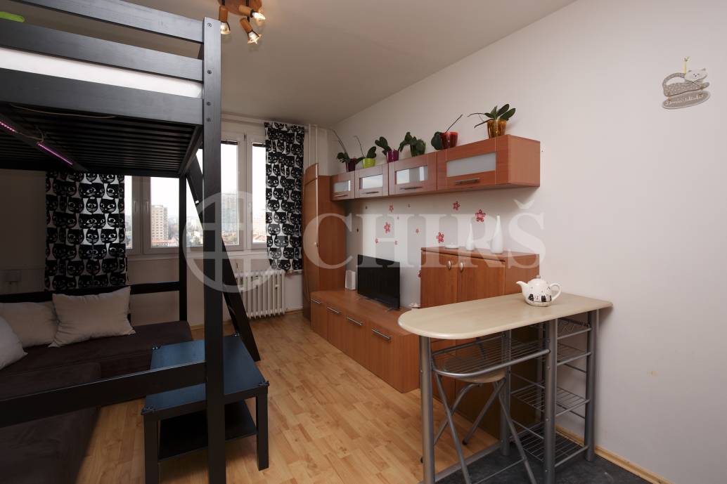 Pronájem bytu 1+kk, OV, 25m2, ul. Jabloňová 2881/98, Praha 10 - Záběhlice
