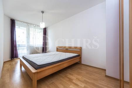 Pronájem bytu 4+kk, 111,2 m² s velkou terasou, lodžií a garáží, ul. Voskovcova 1130/26, Praha 5 - Barrandov