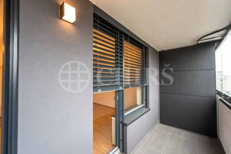 Prodej bytu 2+kk s balkonem, OV, 51m2, ul. U Průhonu 1624/1a, Praha 7 - Holešovice