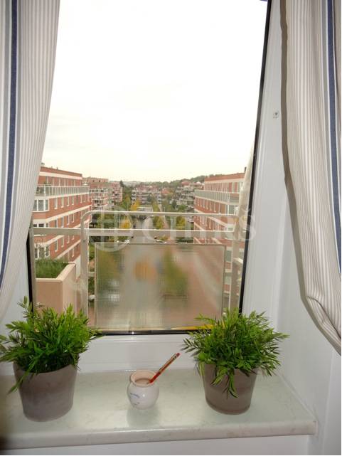 Pronájem bytu 1+kk/B, OV, 40 m2, ul. U Kříže 609/2, Praha 5 - Jinonice