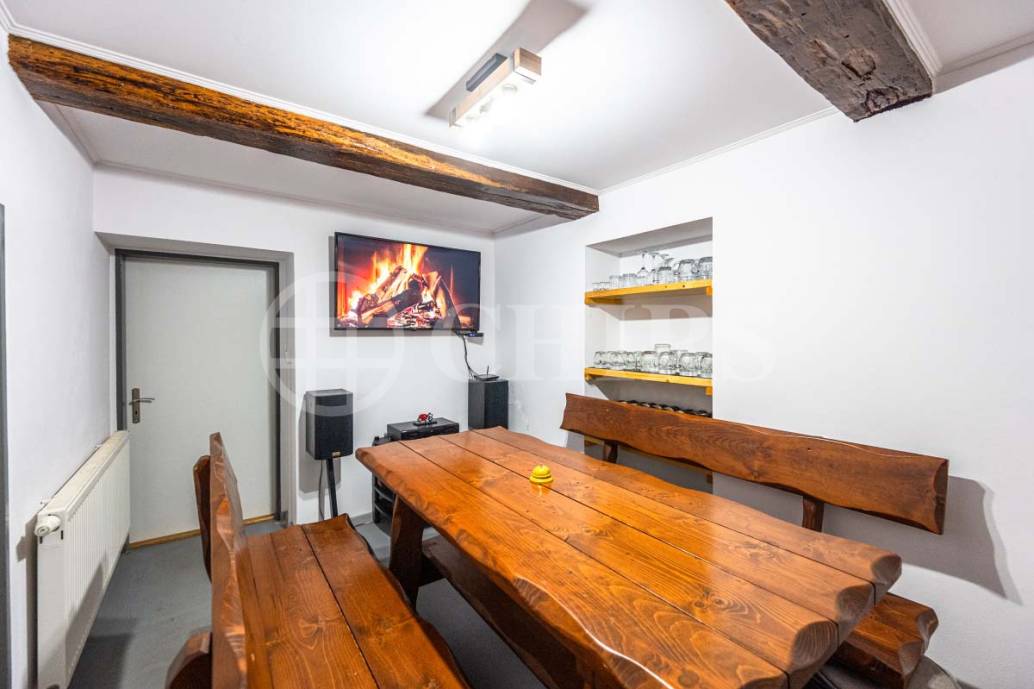 Prodej rodinného domu 6+kk s garáží a klubovnou, ul. Stradonická 28, obec Nižbor, okres Beroun