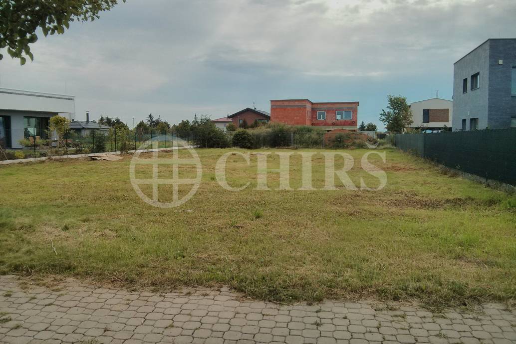 Prodej pozemku, OV, 997m2, ul. Návětrná 149/26, Zbuzany, Praha-západ