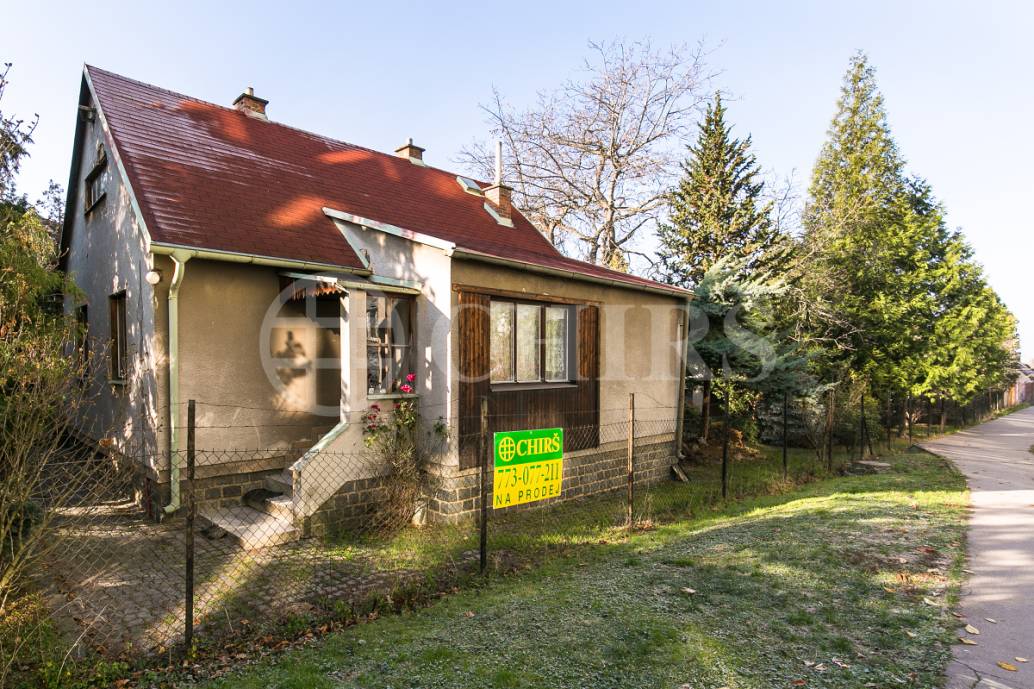 Prodej rodinného domu, OV, 63m2, ul. Pištěkova 881, Praha 4 - Chodov
