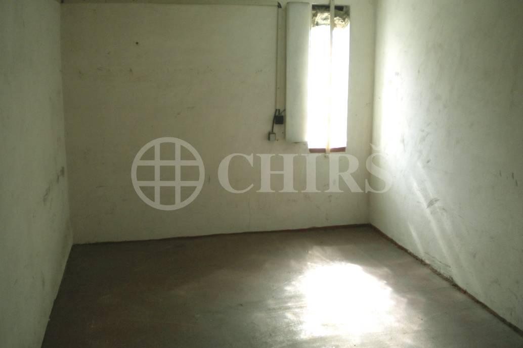 Pronájem garáže v garážovém domě, 20m2, Nikoly Vapcarova, Praha 4 - Modřany