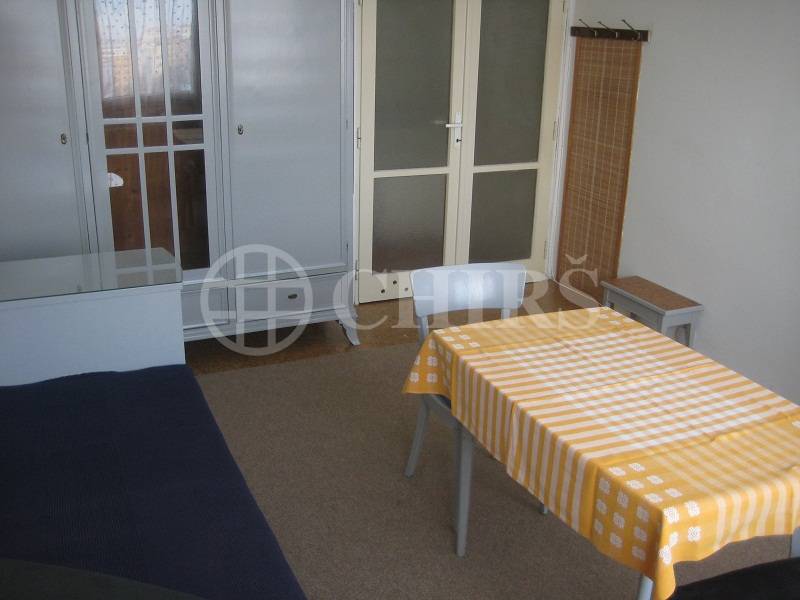 Pronájem bytu 1+kk, OV, 24 m2, ul. Vokovická, P-6, Vokovice