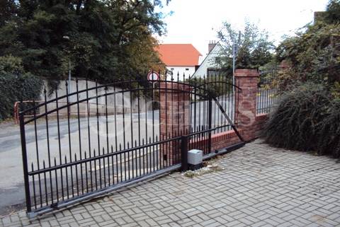 Prodej rodinného domu 3+1,1+kk, OV, 600 m2, ul. Nad Manovkou 555/21, Praha 6 Ruzyně 