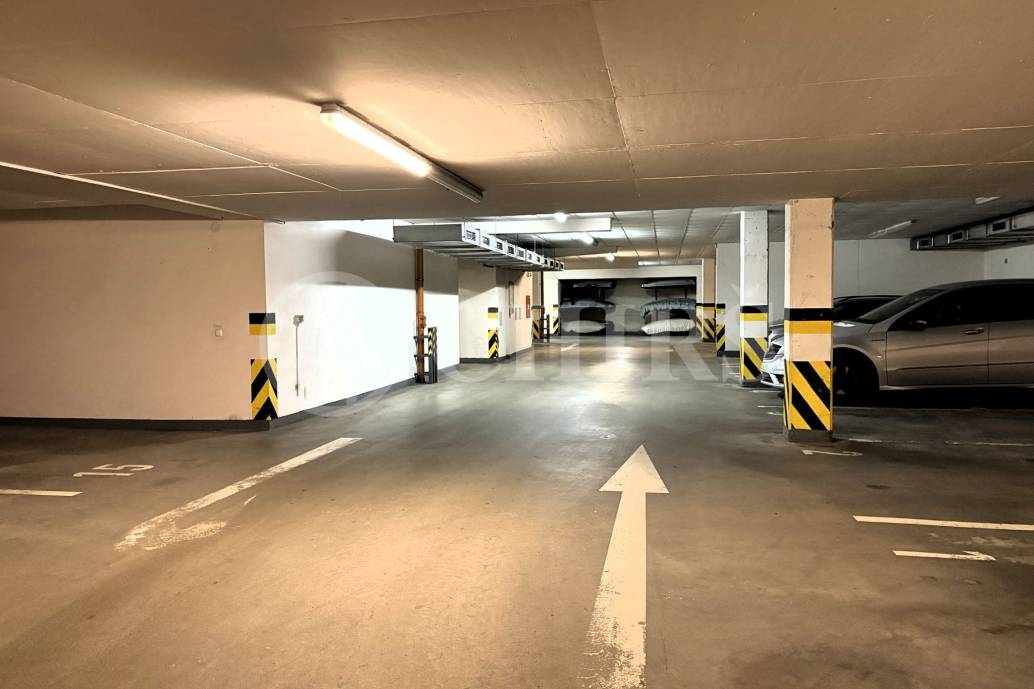 Prodej garážového stání, OV, 15 m2, ul. Klausova 1360/13b, Praha 5 - Stodůlky
