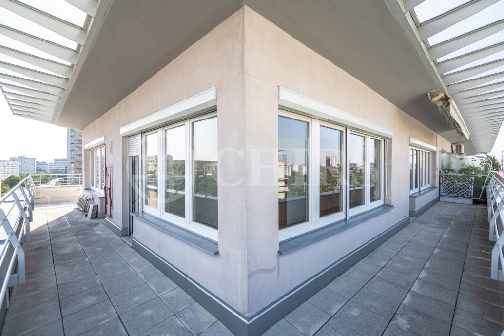 Pronájem mezonetového bytu 4+kk se dvěma terasami, OV, 109 m2, Sluneční náměstí 2560/4, Praha 5 - Hůrka