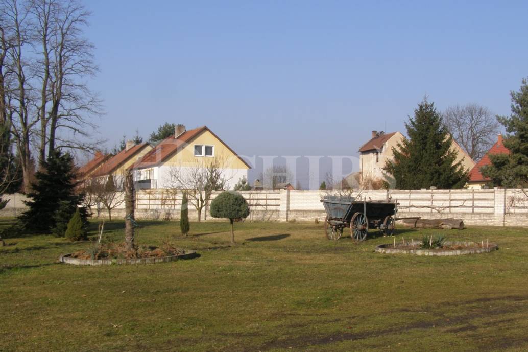 Pronájem bytu 2+1 se zahradou, Dědibaby u Vojkovic
