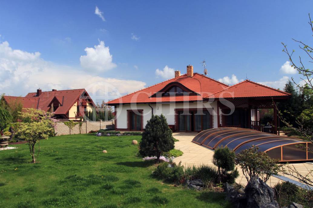Prodej rodinného domu 380m2, OV, - Velké Přítočno (okres Kladno)