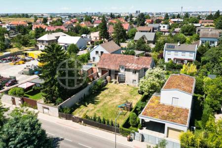 Prodej stavebního pozemku 704m2, ul. Ke Smíchovu 89, Praha 5 - Slivenec