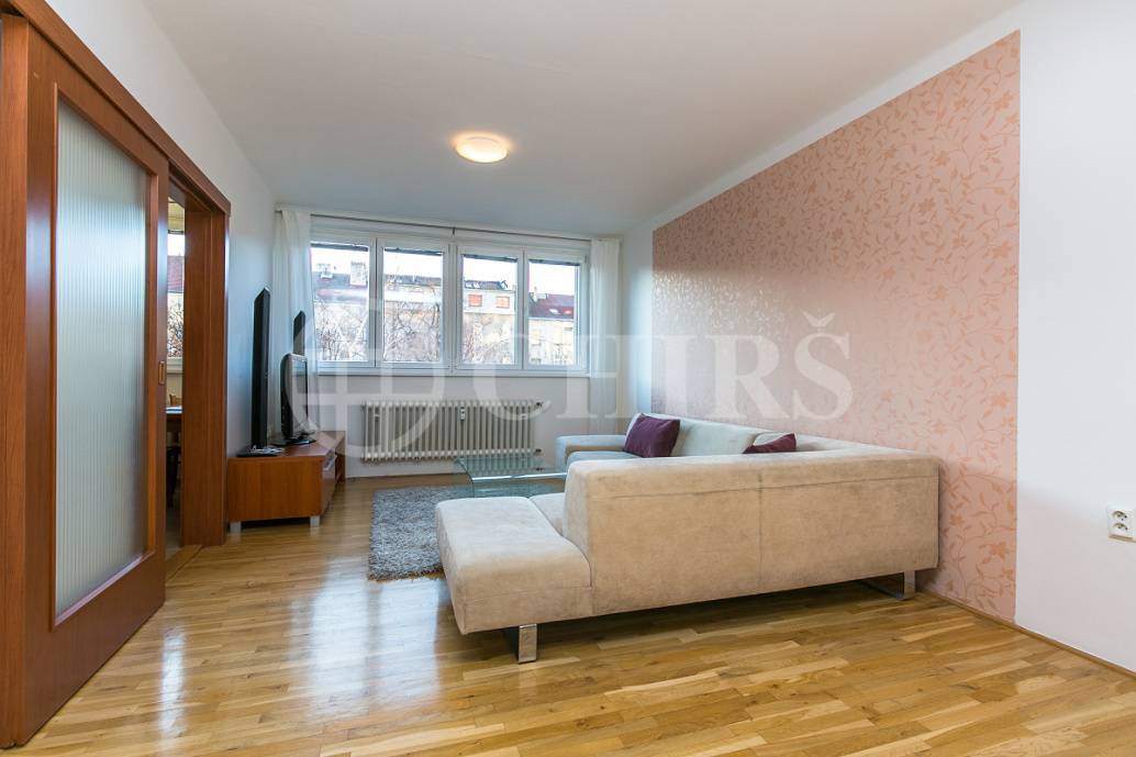 Prodej bytu 3+1, OV, 74m2, ul. Bulharská 1401/38, Praha 10 - Vršovice