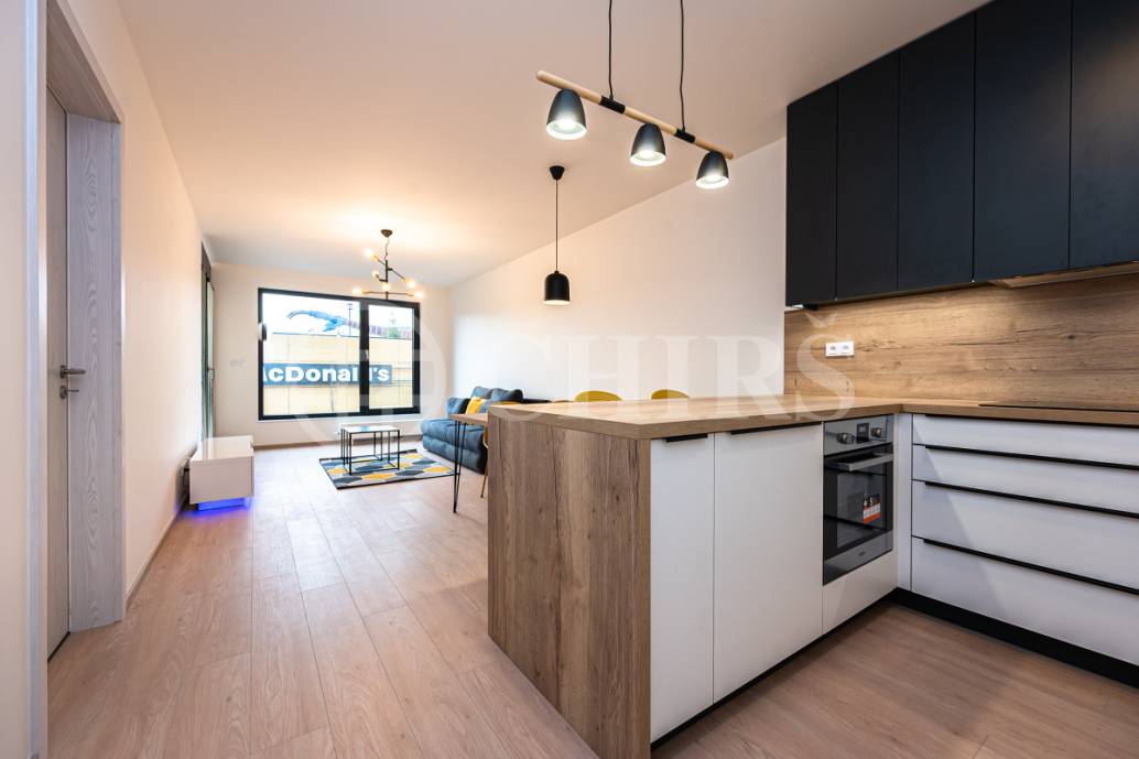 Pronájem bytu 2+kk/T + garážové stání, OV, 60m2 + 5m2 terasa, ul. Ocelářská 2625/17, P-9 Libeň Pronájem bytu 2+kk/T + garážové stání, OV, 60m2 + 5m2 terasa, ul. Ocelářská 2625/17, P-9 Libeň