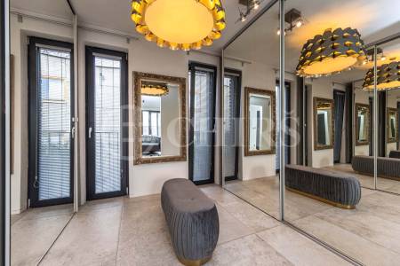 Prodej rodinného domu 5+kk s terasou, dvěma garážemi a zahradou, ul. K Rozvodně 1094/26, Praha 5 - Slivenec