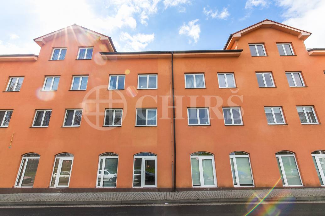 Prodej bytu 2+kk, OV, 46 m2, ul.Komenského 1328, Šestajovice