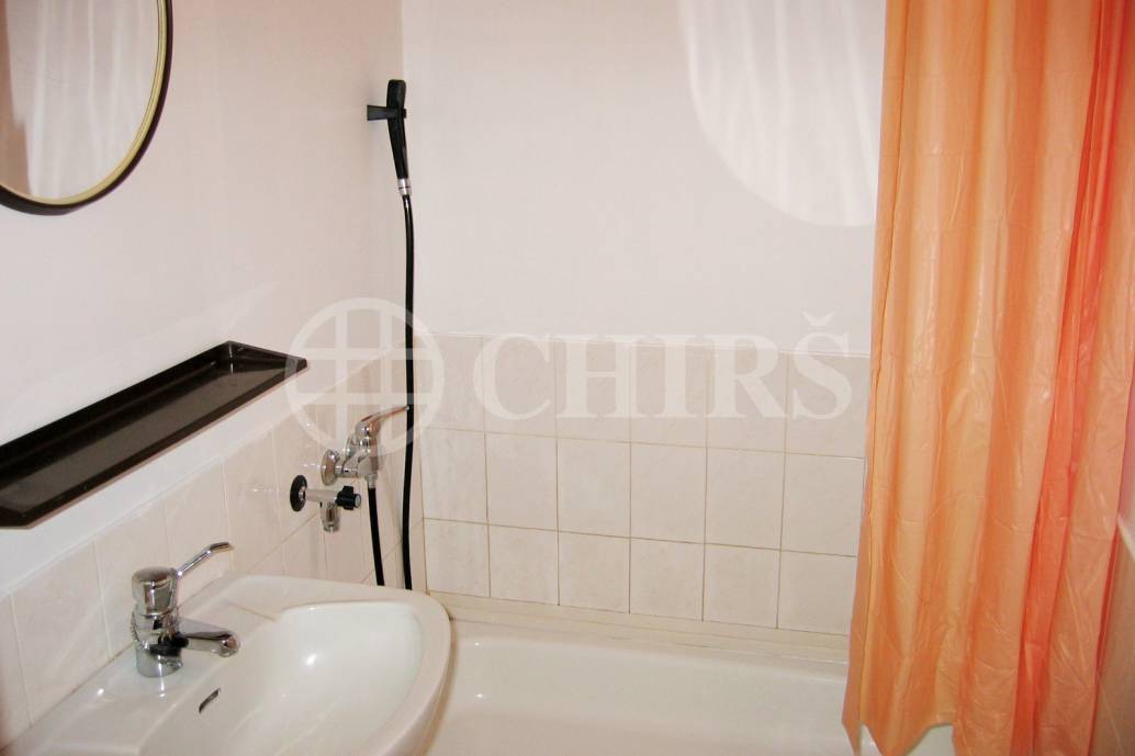 Prodej bytu 1+1, OV, 33m2, ul. Zahradníčkova 1122/10, Praha 5 Motol