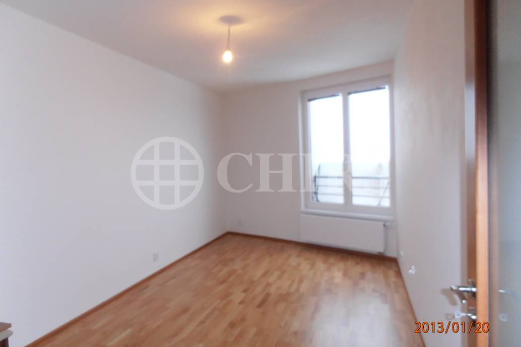 Prodej bytu 3kk/L/garáž, 92m2, OV, ul. Tlumačovská 2766/26a, Praha 13