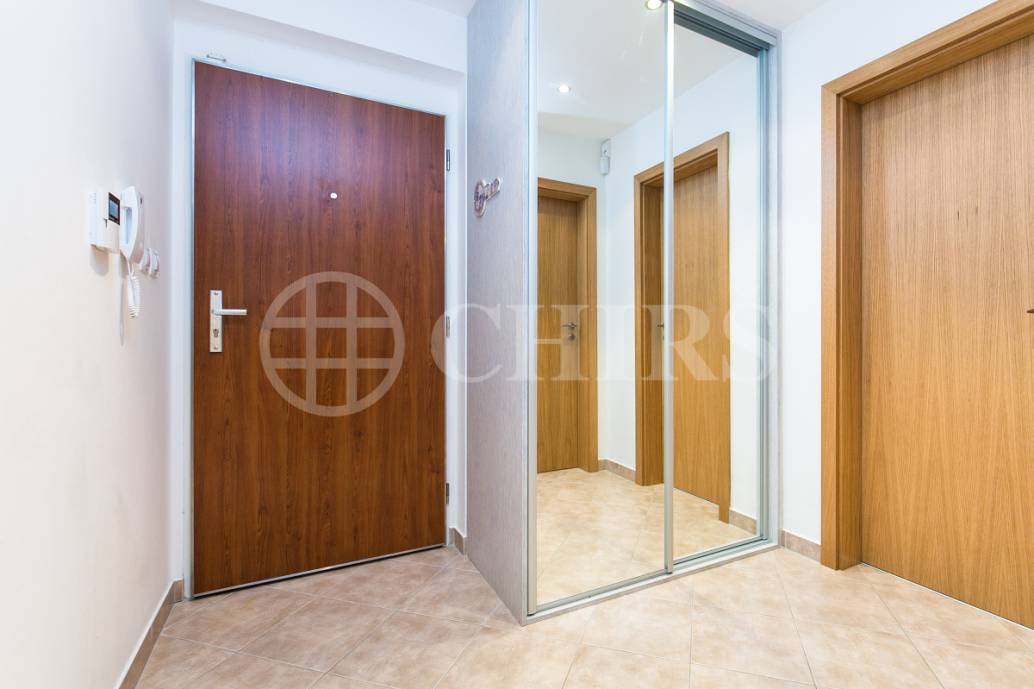 Prodej bytu 2+kk se zahradou, OV, 52m2, ul. Mantovská 697/1, Praha 10 - Horní Měcholupy