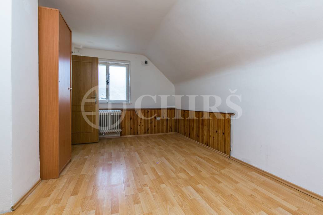 Prodej rodinného domu 4+1, OV, 122 m2, ul. K Trninám 610/20, Praha 6 – Řepy