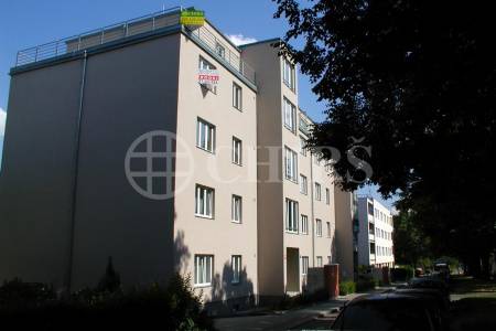 Prodej bytu 2+kk/T, OV, 52+ 46 m2, ul. Za Vokovickou vozovnou 4/257, P6 - Veleslavín