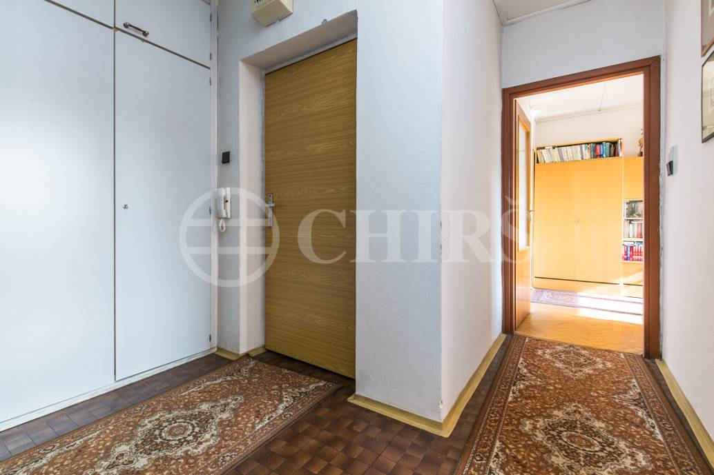 Prodej bytu 4+1 s lodžií, DV, 98 m2, ul. Služská 777/18, Praha 8 – Kobylisy