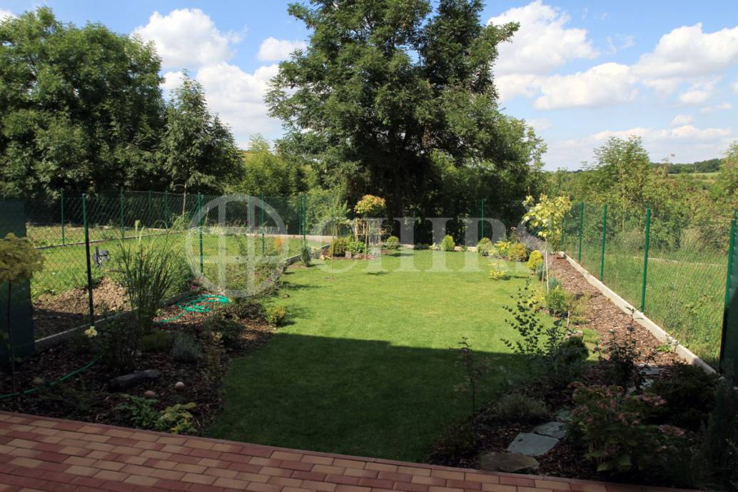 Prodej rodinného domu 4+kk, OV, 154m2, ul. Jarní 271, Lešany  - Nelahozeves