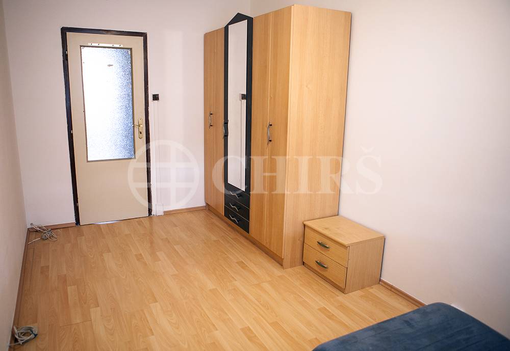 Pronájem bytu 3+1 s lodžií, OV, 77m2, ul. Petržílova 3305/21, Praha - Modřany