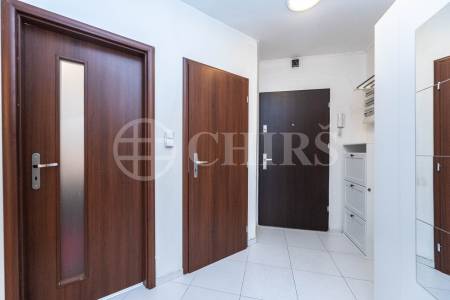 Prodej bytu 2+kk, OV, 48m2, ul. Nad Primaskou 895/43, Praha 10 - Strašnice