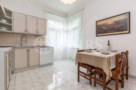 Prodej vily, OV, 233m2, ul. V Dolích 308, Praha západ – Černošice