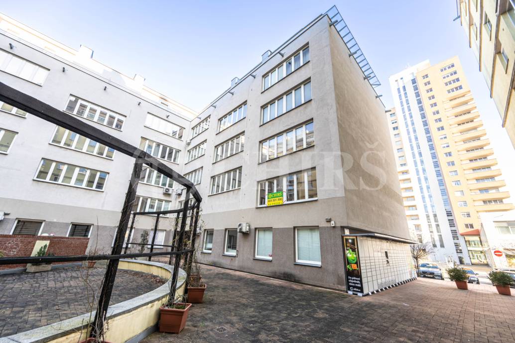 Prodej bytu 3+kk, OV, 73 m2, ul. Petržílkova 2564/21, Praha 5 - Nové Butovice