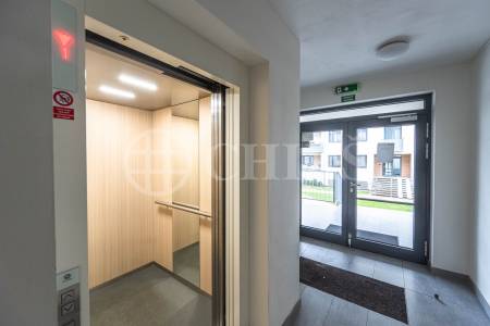 Prodej bytu 2+kk s balkonem a sklepem, OV, 48,3 m2, ul. Želetická 200/8, Praha 5 - Sobín Prodej bytu 2+kk s balkonem a sklepem, OV, 48,3 m2, ul. Želetická 200/8, Praha 5 - Sobín