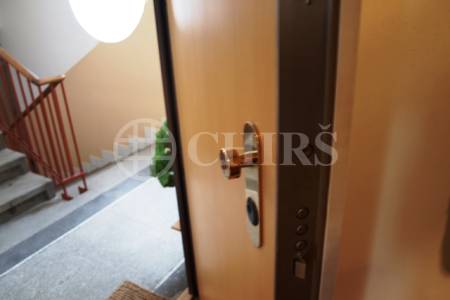 Prodej bytu 2+1, DV, 65m2, ul. Košířské náměstí 441/207, P-5 Košíře