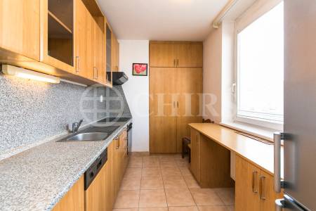 Pronájem bytu 2+1 s balkonem, OV, 66m2, ul. Sluneční nám. 2563/1, Praha 5 - Stodůlky