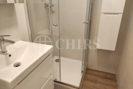 Pronájem bytu 2+kk, OV, 44 m2, ul. Kosmická 755/37, Praha 4 Háje.