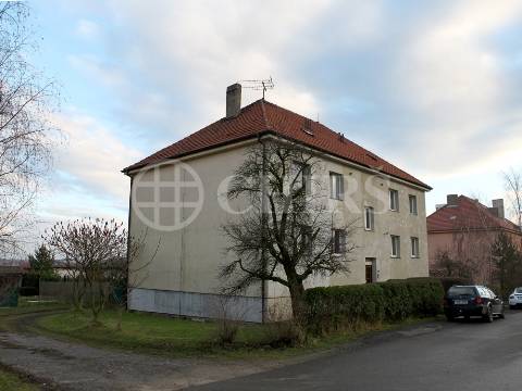 Prodej půdního prostoru, OV, 190m2, ul. Komenského 210, Praha západ - Jinočany