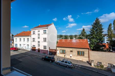 Prodej bytu 2+kk, 43 m2, OV, Lovčenská 10, Praha 5 - Košíře