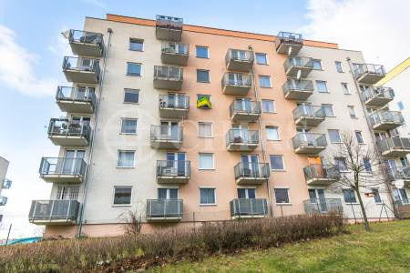 Pronájem bytu 2+kk s balkonem, OV, 45m2, ul.  Wiedermannova 1406/4, Praha 5 - Stodůlky